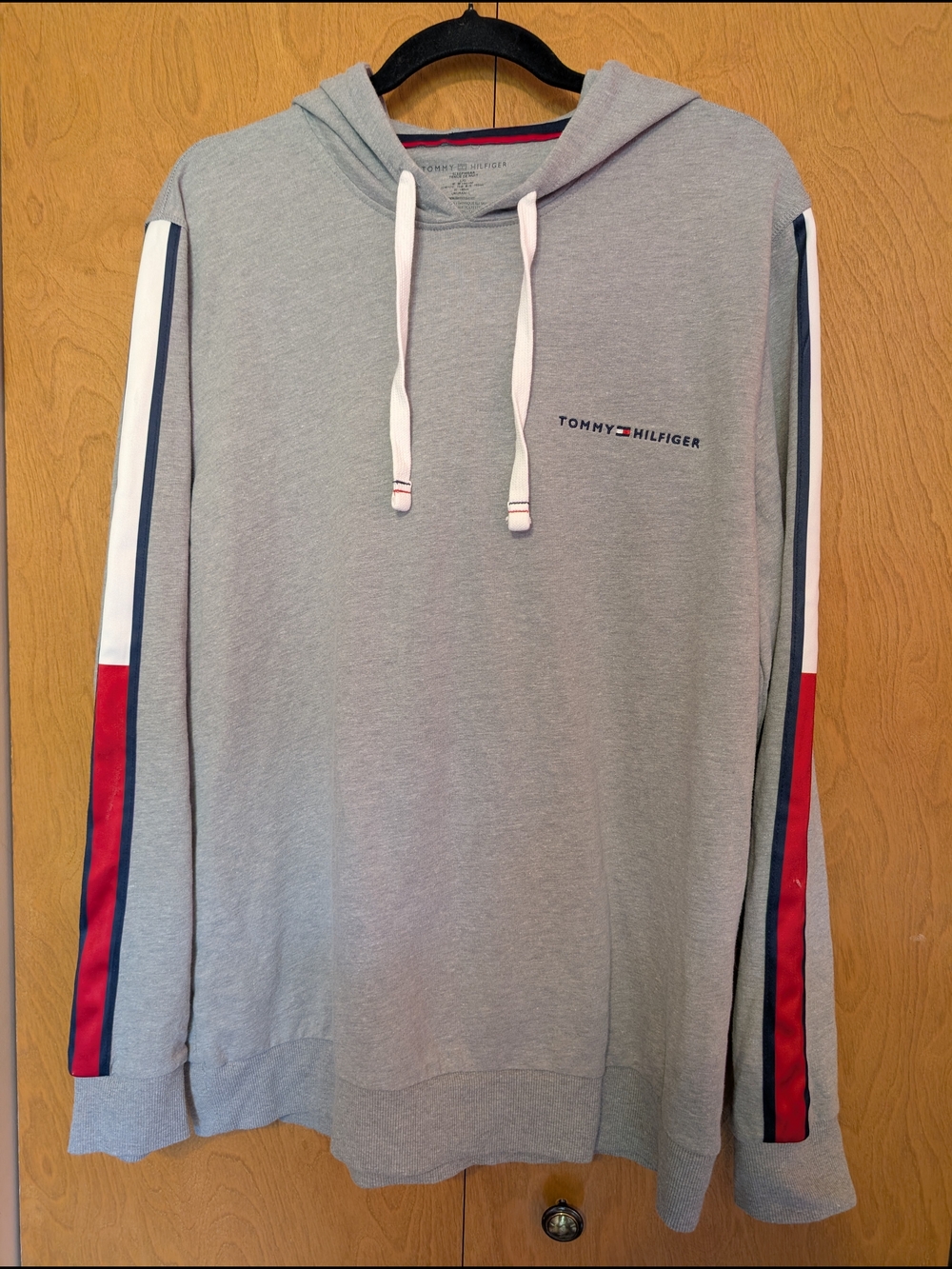 Tommy Hilfiger Men's Grey Pullover Sleep Hoodie Red & Navy Stripe Large